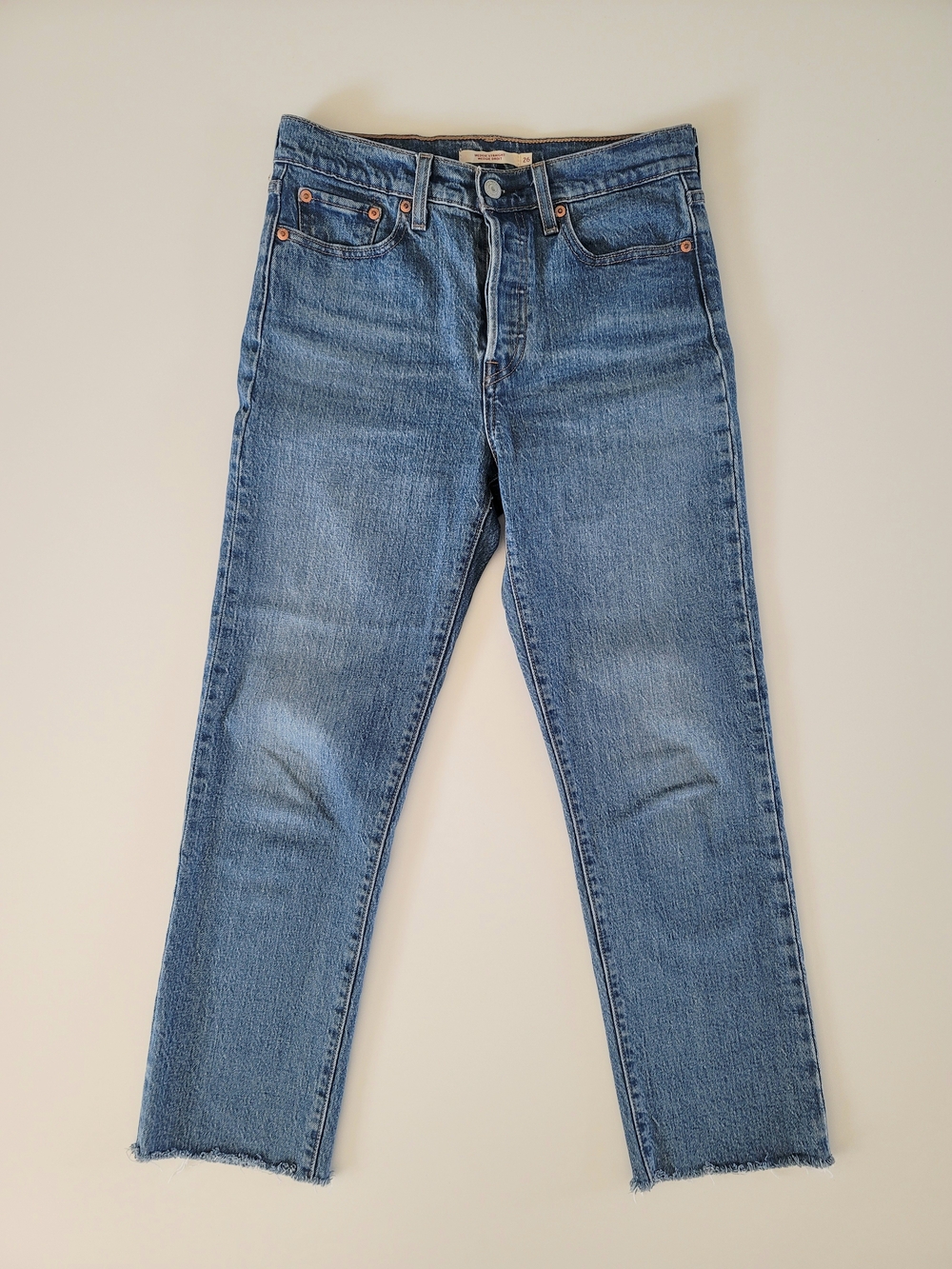Levi's Wedgie Straight Cropped Medium Wash Jeans Denim Size 26